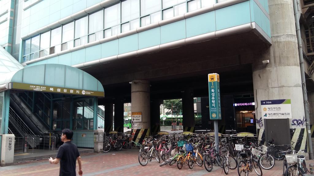 Happy Day Family Apartment Seoul