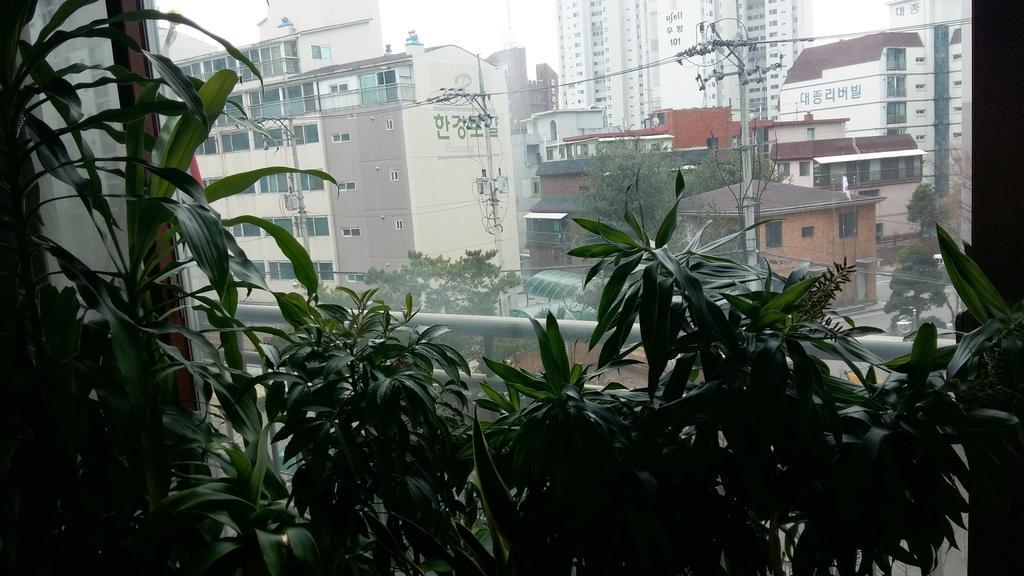 Happy Day Family Apartment *